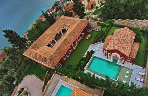 Villa Veneziano Suites & Villa